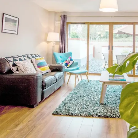 W8 Village Manorhamilton